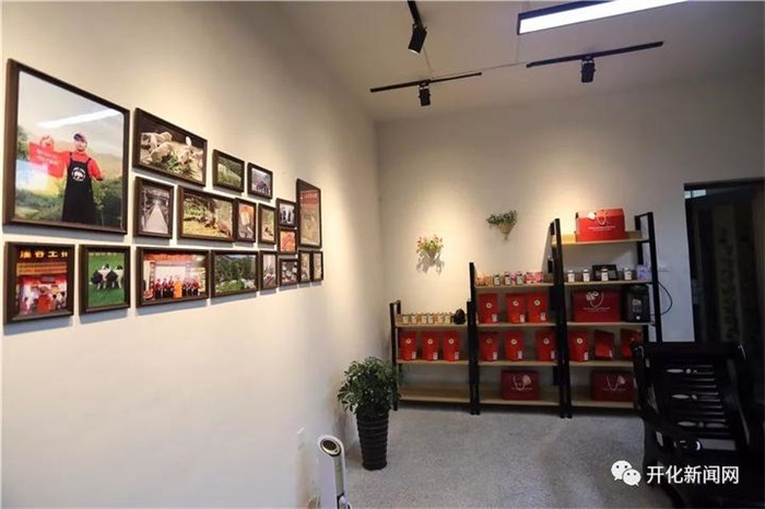 说到今后的发展，汪小山充满信心。“我准备采用农旅结合的方式，增强现场体验，把更多的消费人群带到开化，呼吸最新鲜的空气、喝最干净的水，吃最放心的猪肉就是我今后的发展方向。”汪小山准备把部分猪肉产品进行深加工，增加农事体验，并在山溪谷内修建游步道，美化场区，让生产更科学更环保，加工更透明，用标准的企业化模式管理山溪谷，让更多的好产品走向市场，让更多的百姓吃到放心安全的猪肉。